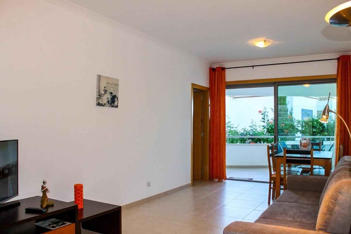 Varandas Do Mar Apartamento T2R Frente Mar Olhos De Gua Albufeira ออยุส ดิ อากวา ภายนอก รูปภาพ